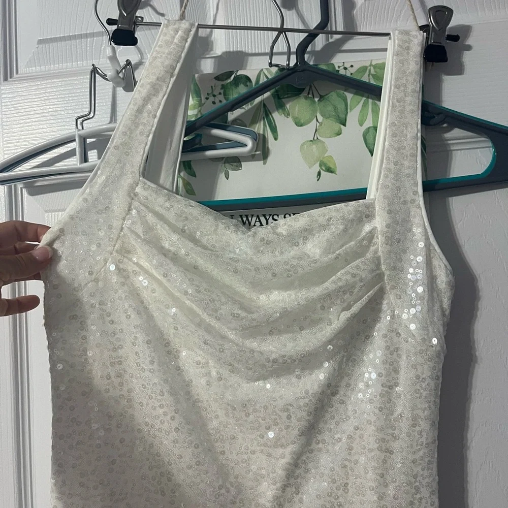 Cider White Iridescent Sequin Top - Picture 1 of 6
